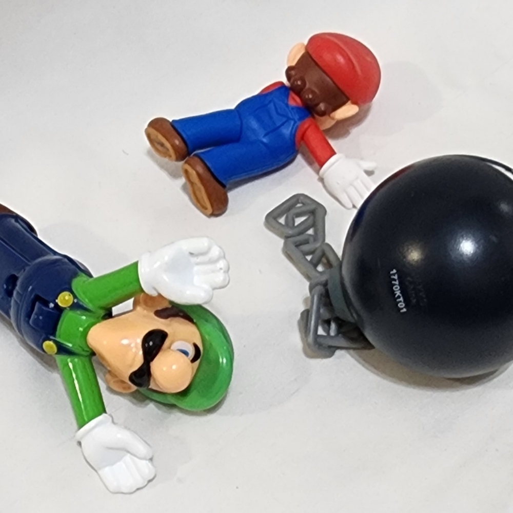 Mario Bundle - Picture 3 of 5